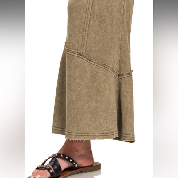 Exposed Seam Flare Hem Acid Wash 100% Cotton Flare Pants With Pockets - Picture 3 of 6